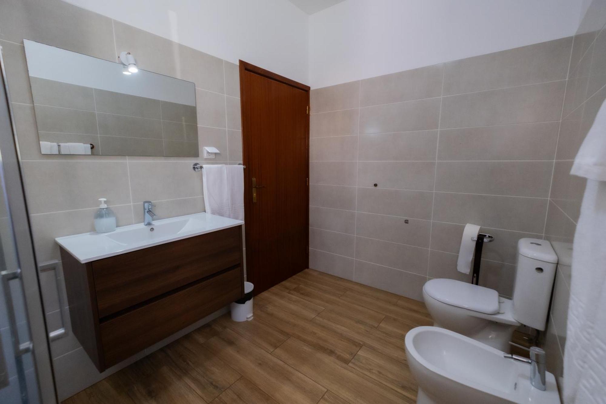 Residencial Familia Hotell Machico  Exteriör bild