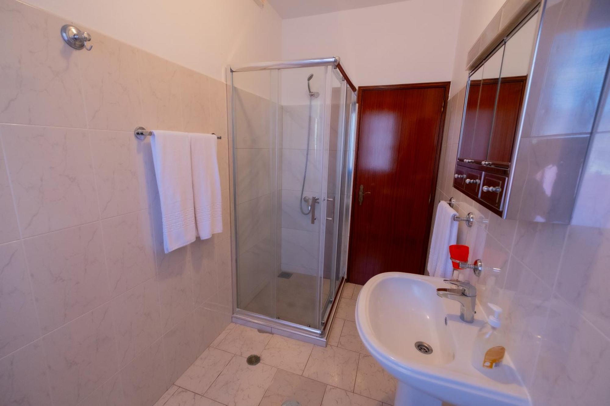 Residencial Familia Hotell Machico  Exteriör bild