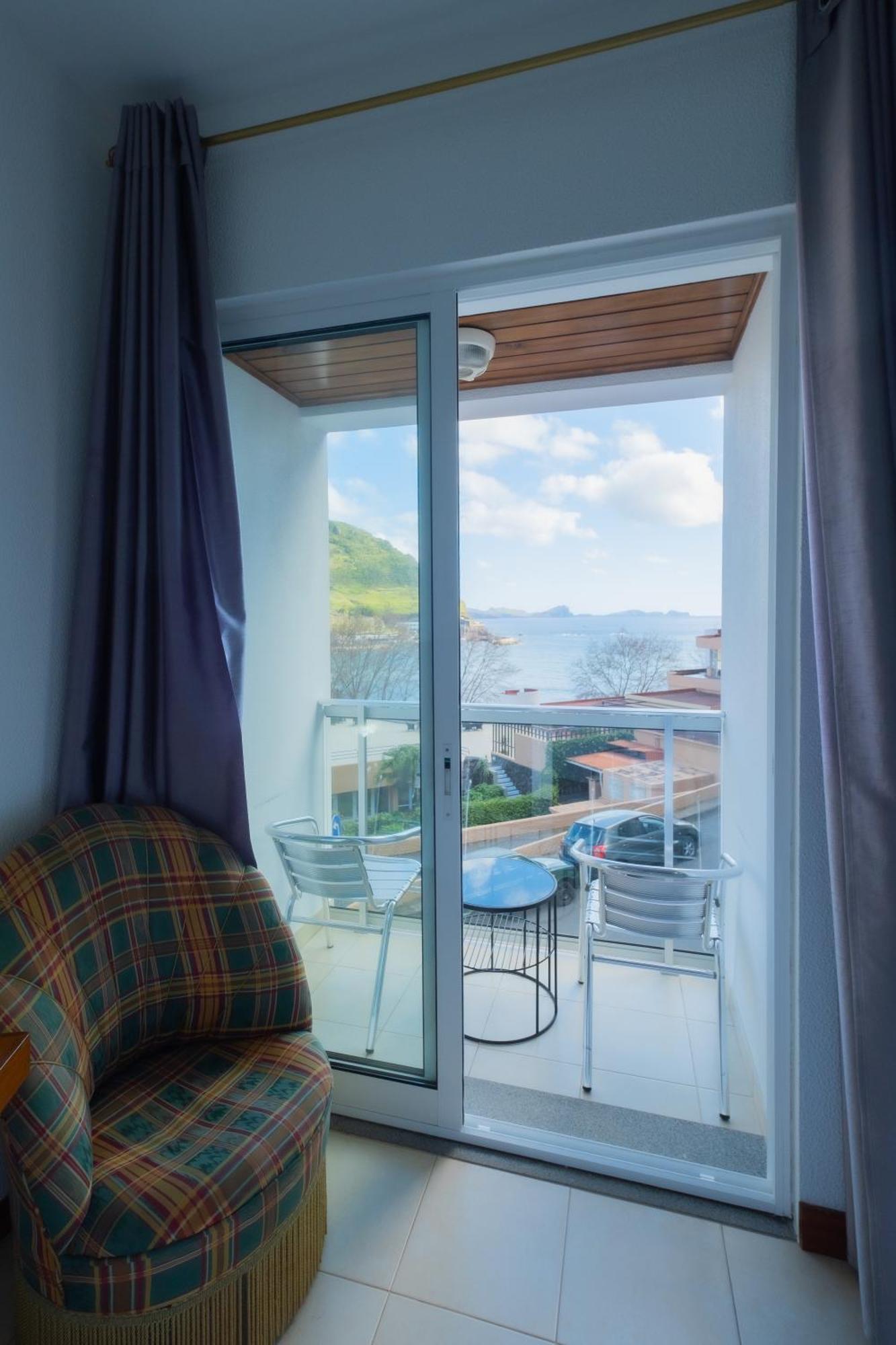 Residencial Familia Hotell Machico  Exteriör bild