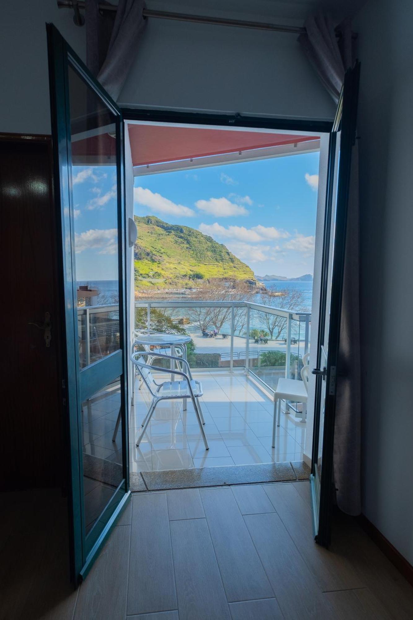 Residencial Familia Hotell Machico  Exteriör bild